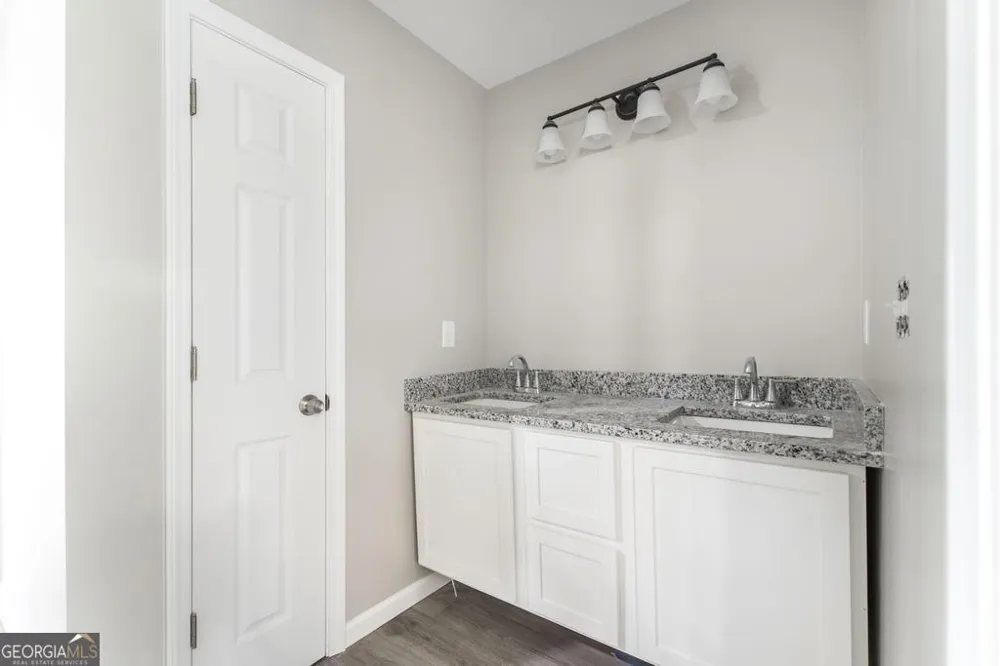 330 Lennox RD Dublin, GA 31021