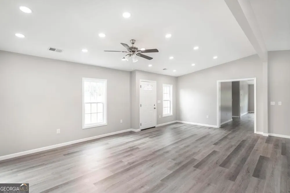 330 Lennox RD Dublin, GA 31021