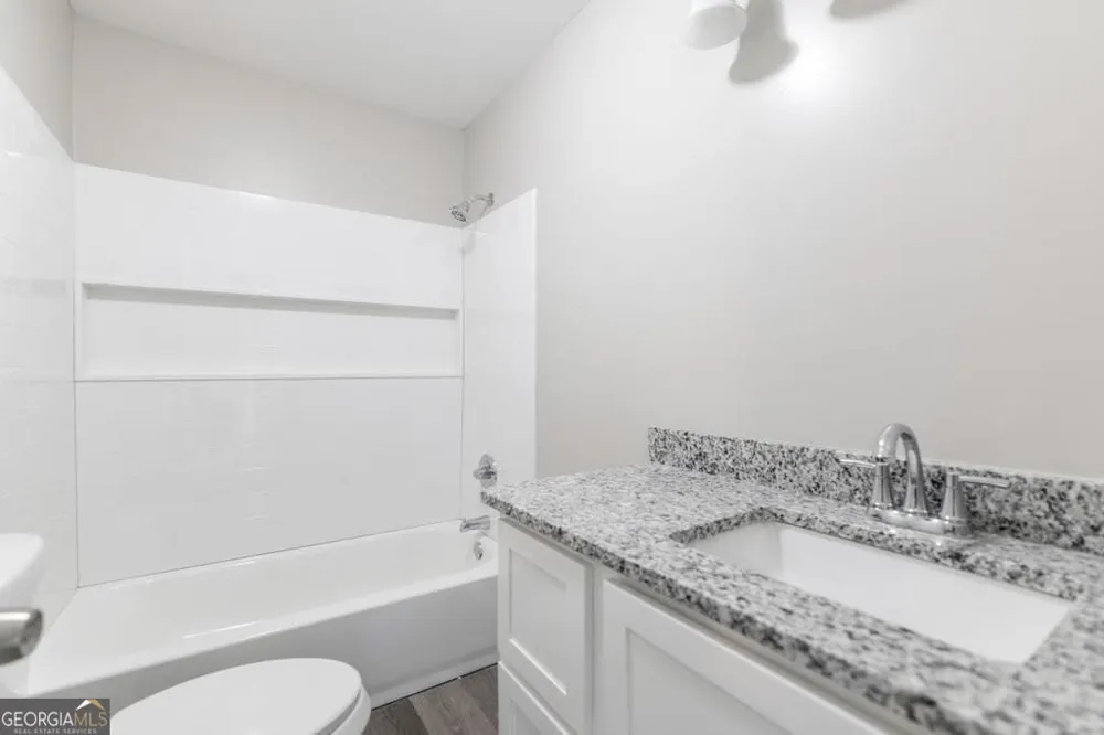 330 Lennox RD Dublin, GA 31021