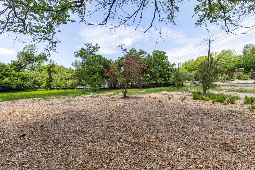 4801 Ledesma Road Austin, TX 78721