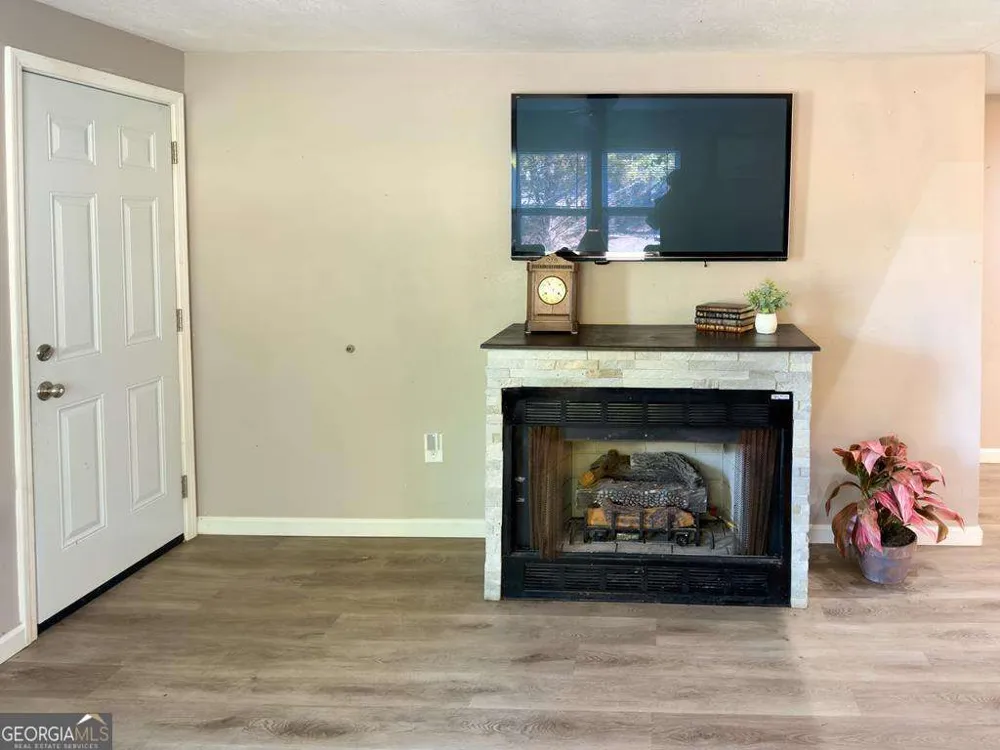 4101 Pat Colwell RD Blairsville, GA 30512