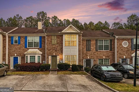 2800 Parkway CV