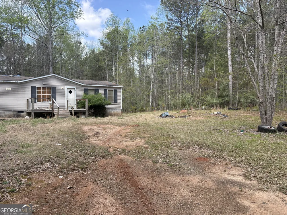 374 S Alexander Creek RD Newnan, GA 30263
