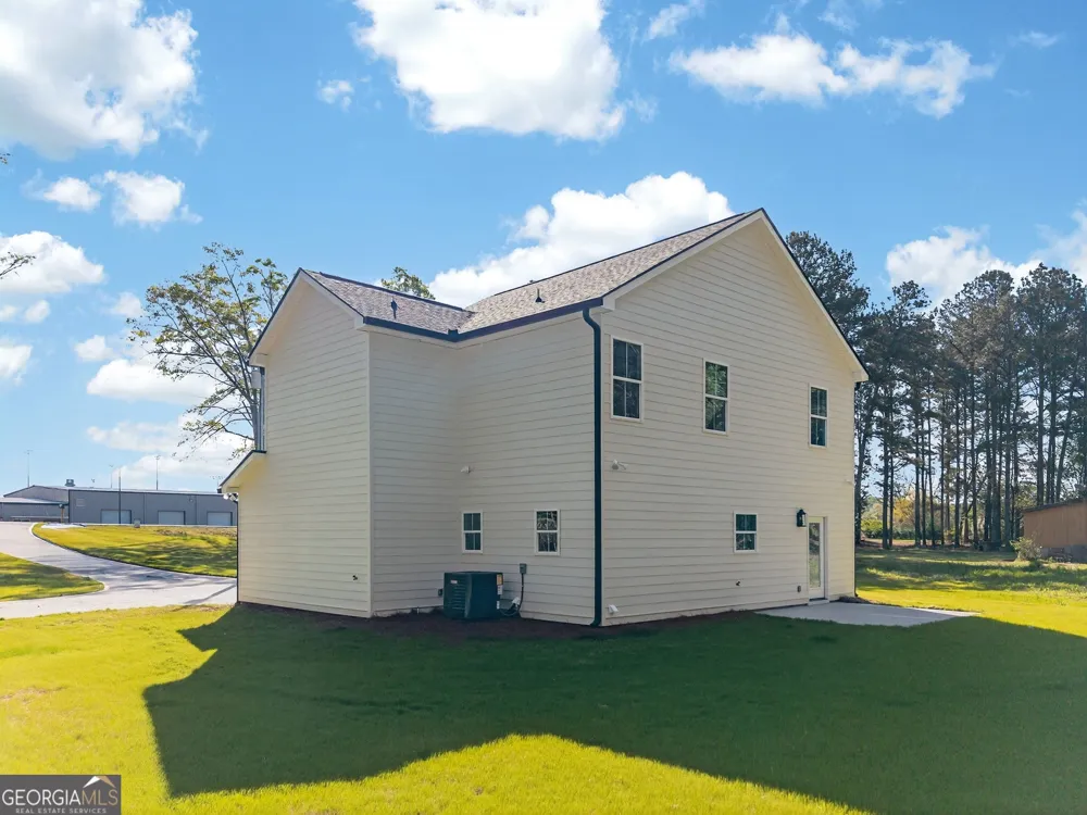 1229 Chappel Mill RD Jackson, GA 30233