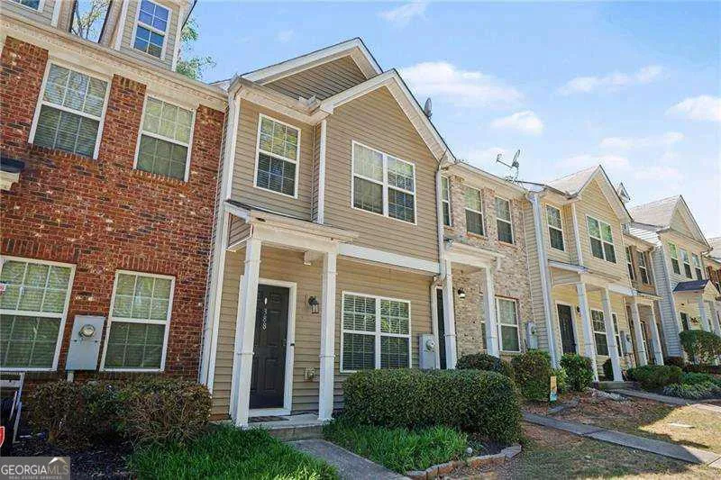 388 Berckman DR NW Lilburn, GA 30047