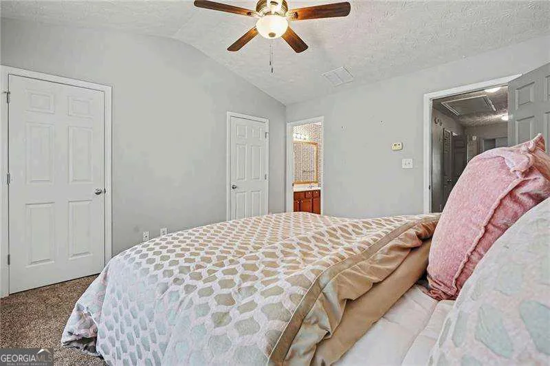 388 Berckman DR NW Lilburn, GA 30047