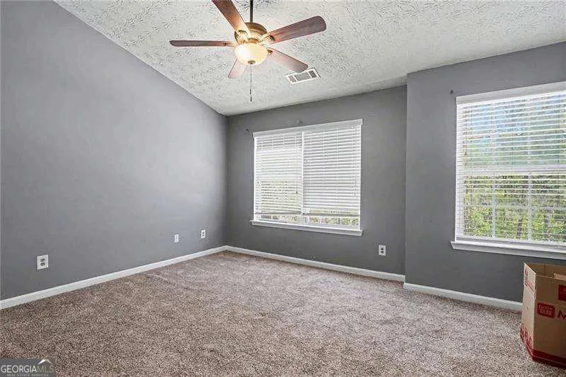 388 Berckman DR NW Lilburn, GA 30047