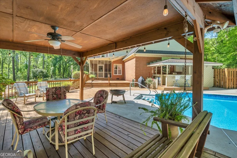 110 Kenneth DR Dublin, GA 31021