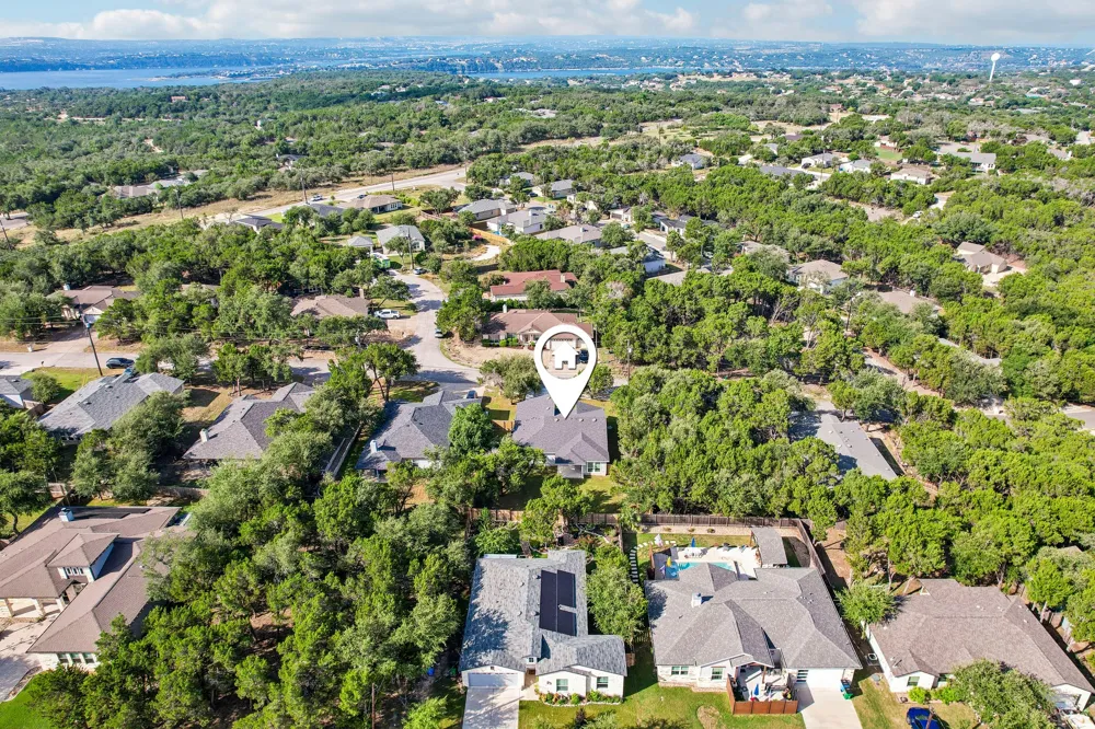 20102 Lee Lane Lago Vista, TX 78645