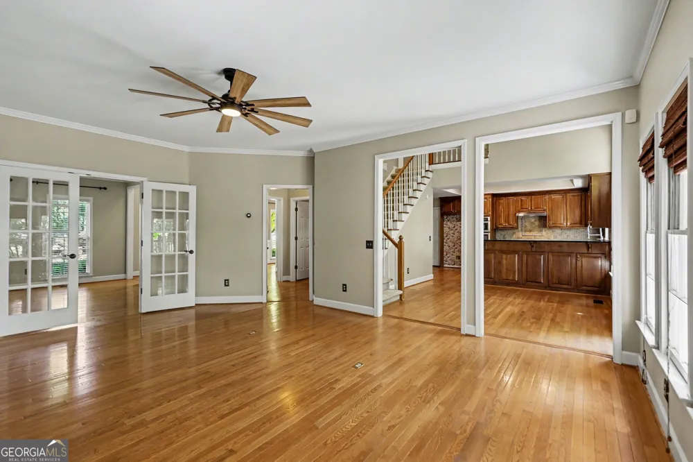 5702 Fallsbrook LN NW Acworth, GA 30101