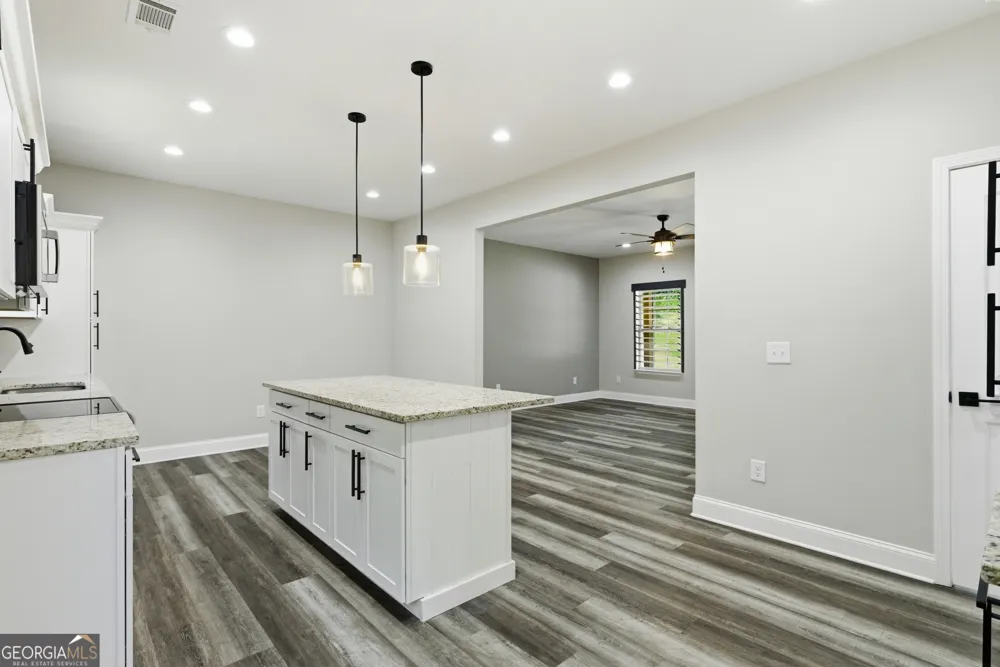 357 Orchard WAY SE Calhoun, GA 30701