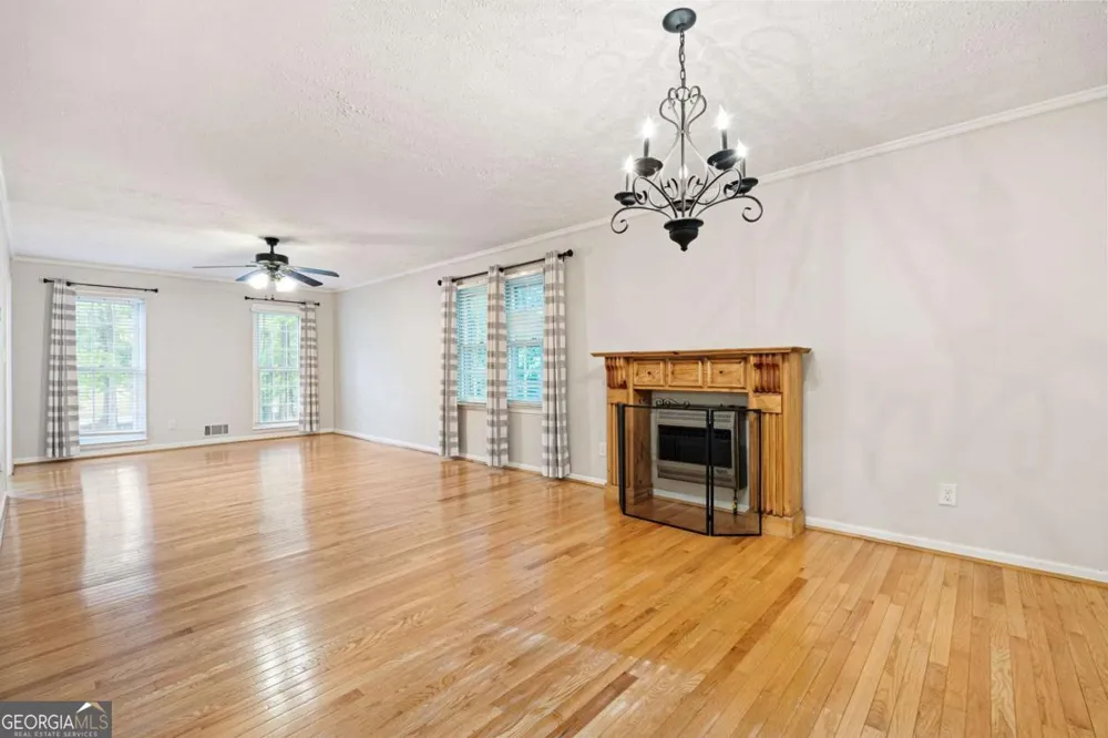 12 Indian Lake CT Hiram, GA 30141