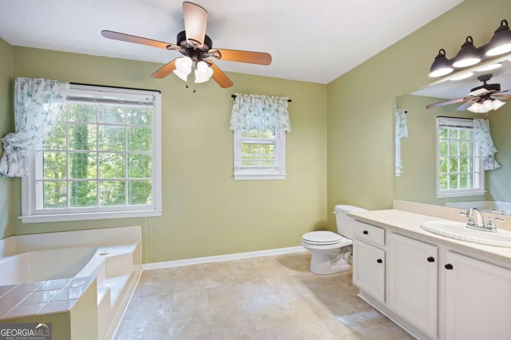 12 Indian Lake CT Hiram, GA 30141