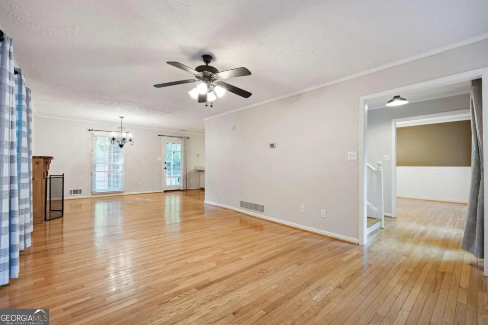 12 Indian Lake CT Hiram, GA 30141