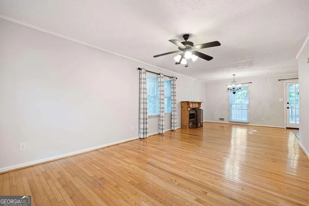 12 Indian Lake CT Hiram, GA 30141