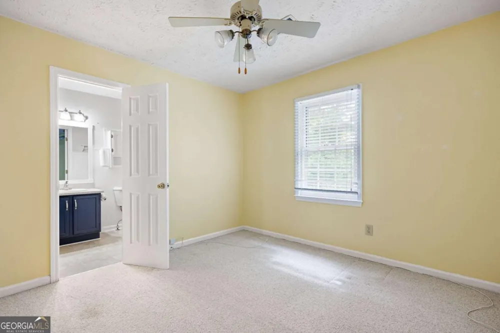 12 Indian Lake CT Hiram, GA 30141