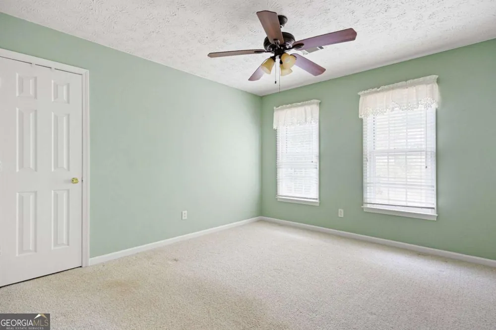 12 Indian Lake CT Hiram, GA 30141