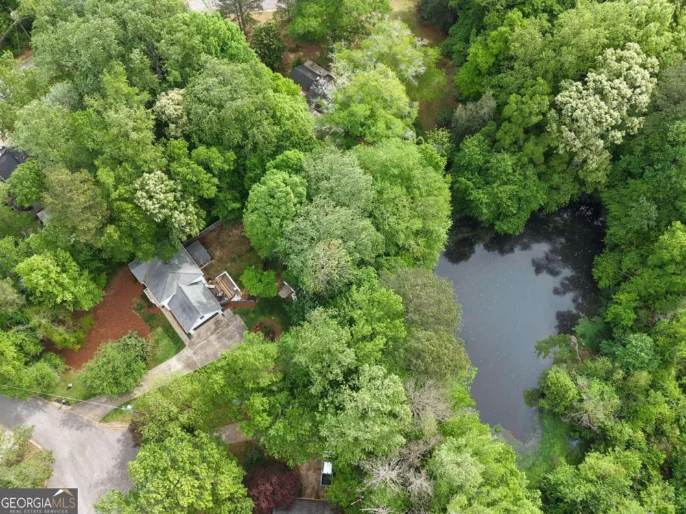 12 Indian Lake CT Hiram, GA 30141