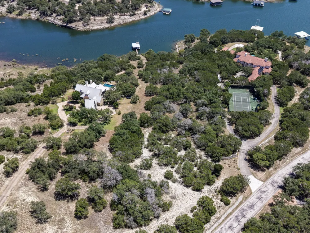 305 Angel Song Cove Spicewood, TX 78669