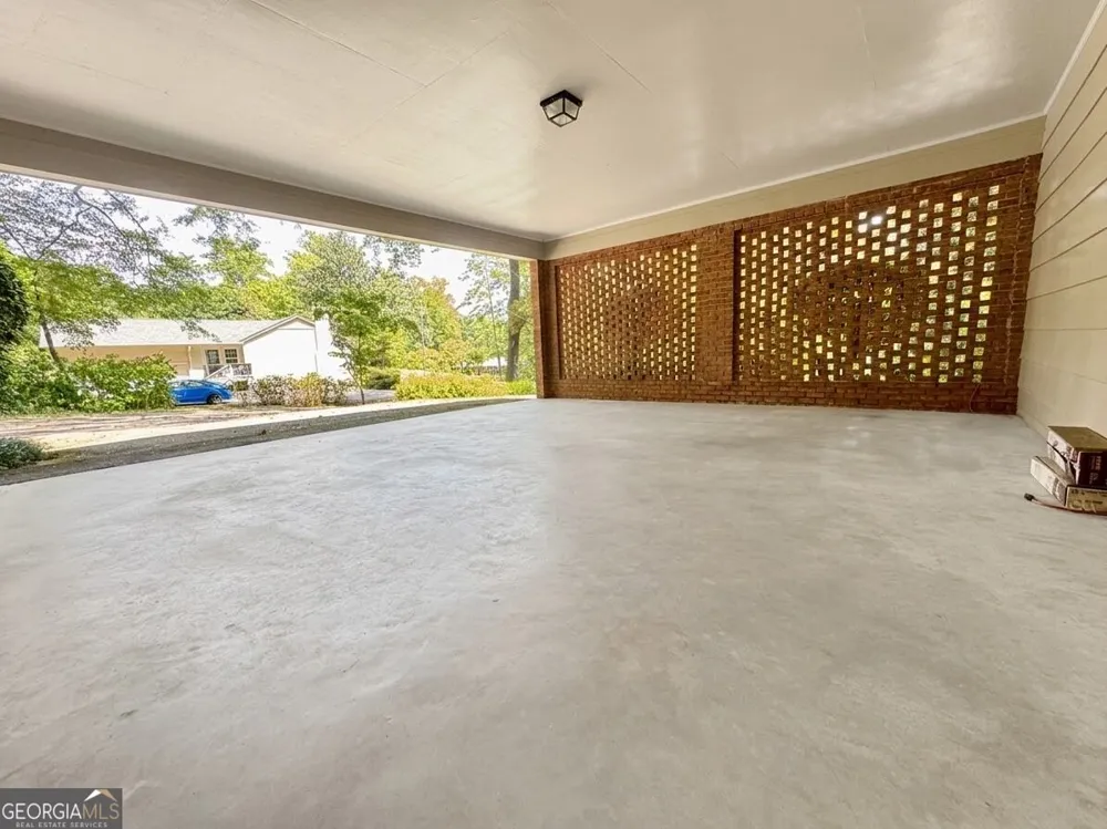 601 Cherokee RD LaGrange, GA 30240