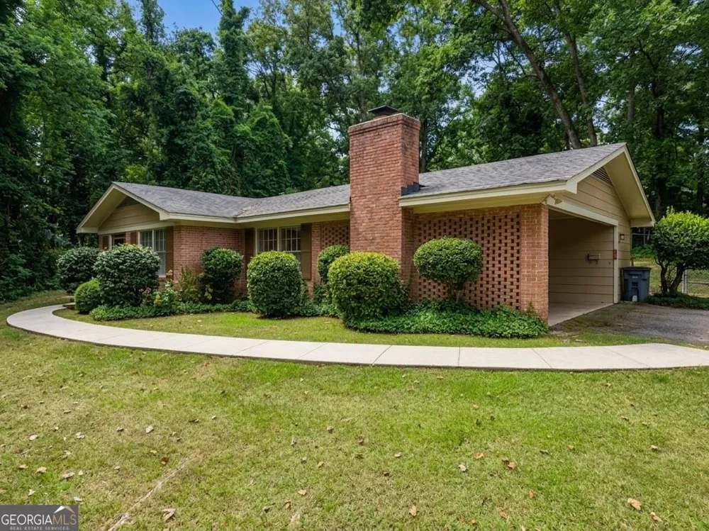 601 Cherokee RD LaGrange, GA 30240