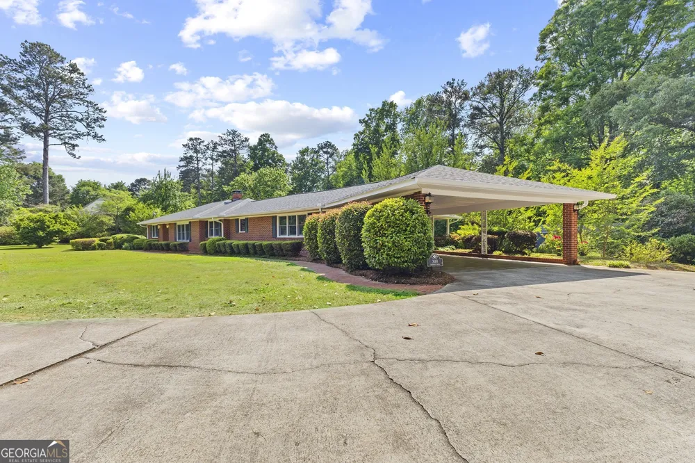 308 Cherokee RD Thomaston, GA 30286