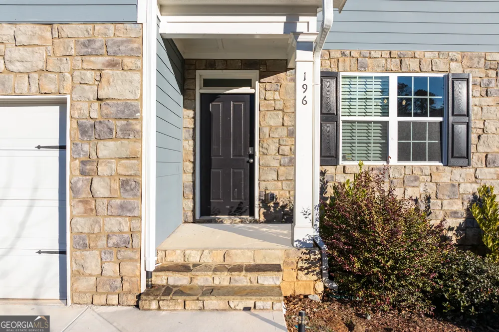196 Embry BLVD Pendergrass, GA 30567