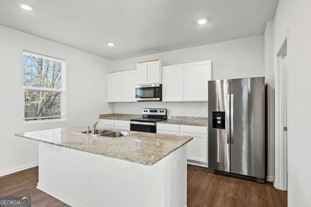 196 Embry BLVD Pendergrass, GA 30567
