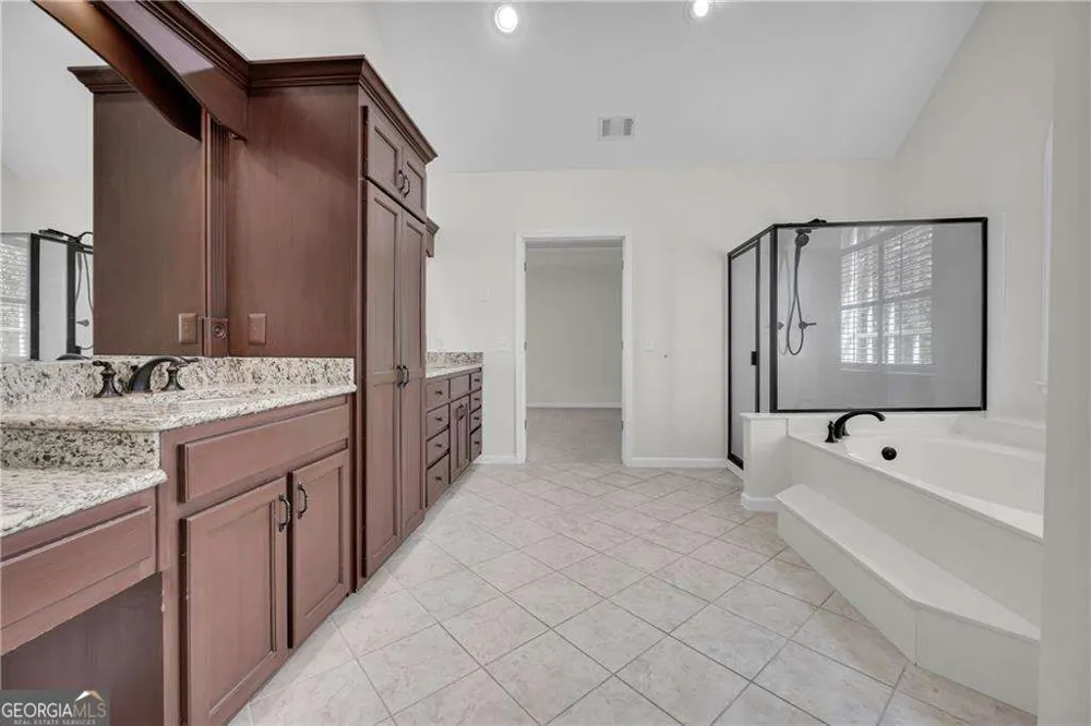 4910 Red Robin RDG Johns Creek, GA 30022