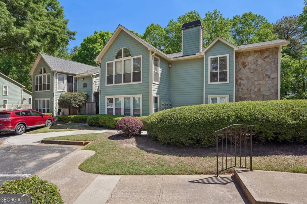 3019 Canyon Point CIR Roswell, GA 30076