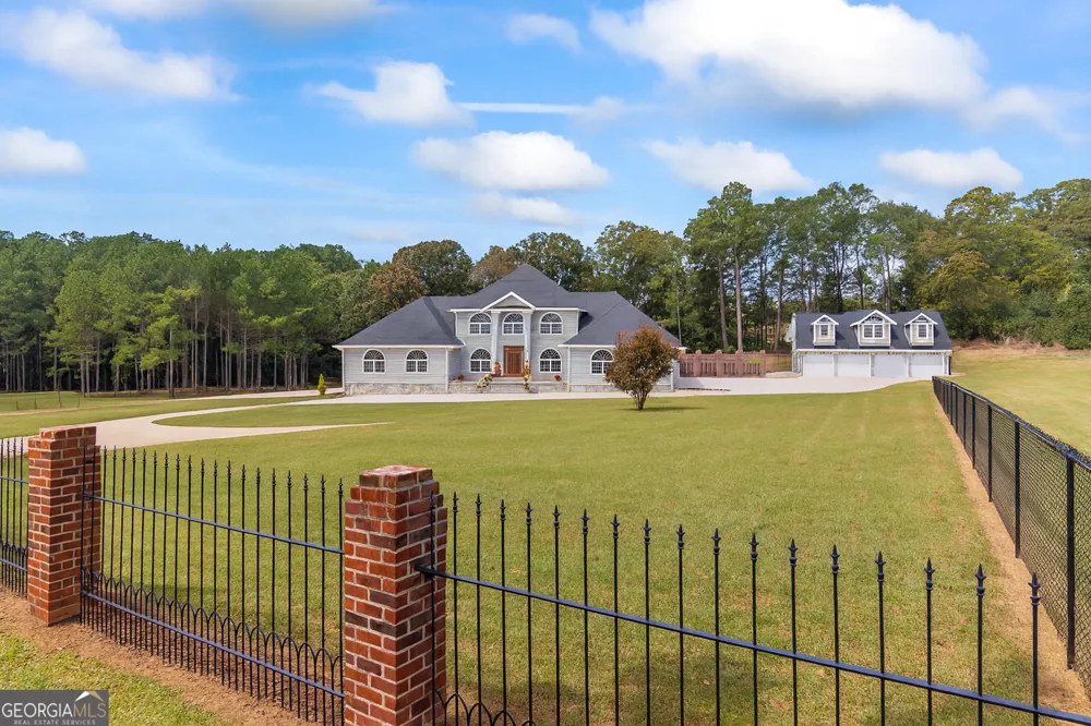 22 Anderson Thomas RD Martin, GA 30557