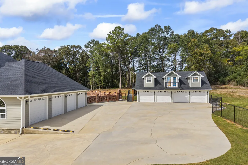 22 Anderson Thomas RD Martin, GA 30557