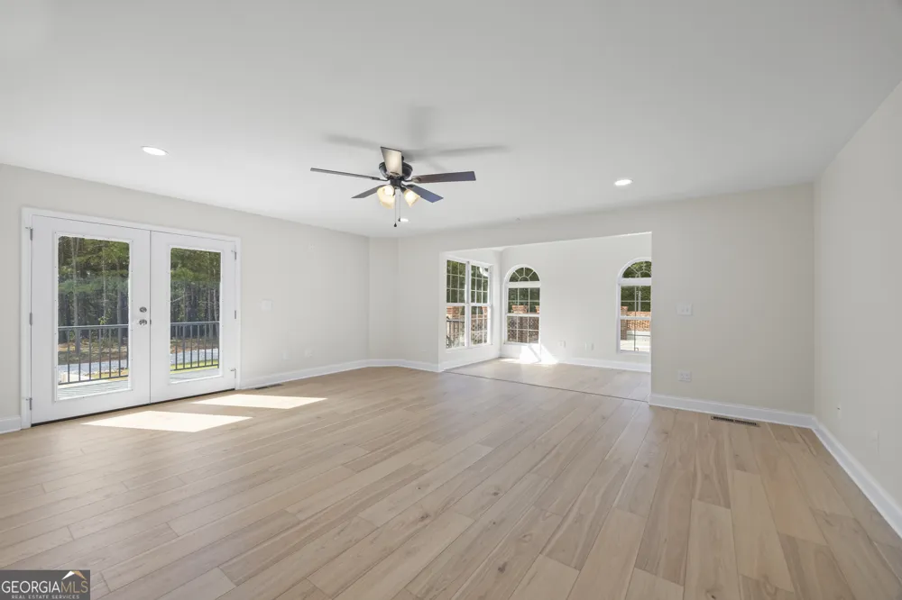 22 Anderson Thomas RD Martin, GA 30557