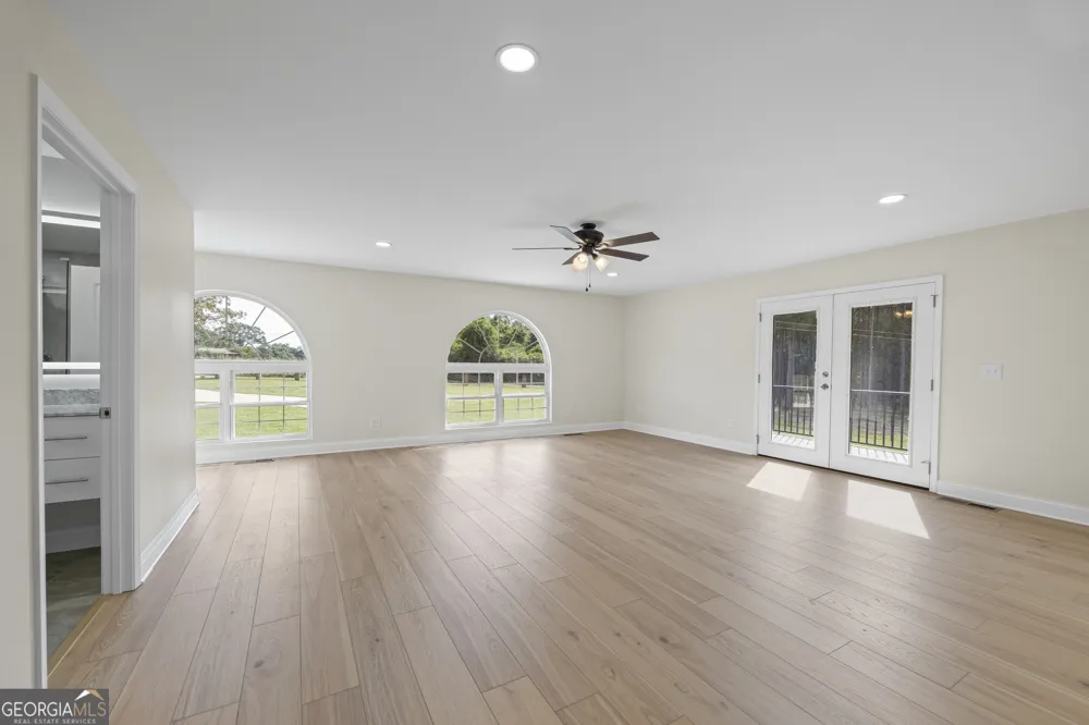 22 Anderson Thomas RD Martin, GA 30557
