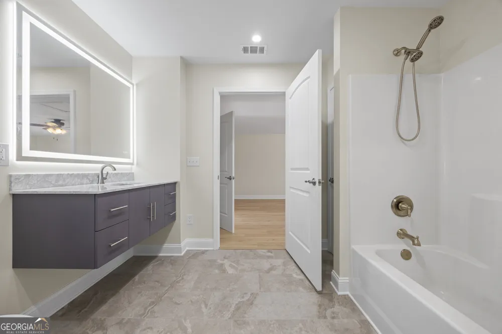 22 Anderson Thomas RD Martin, GA 30557