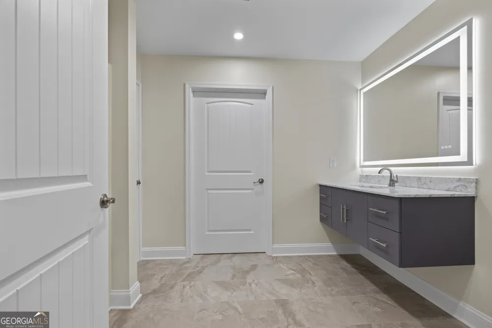 22 Anderson Thomas RD Martin, GA 30557