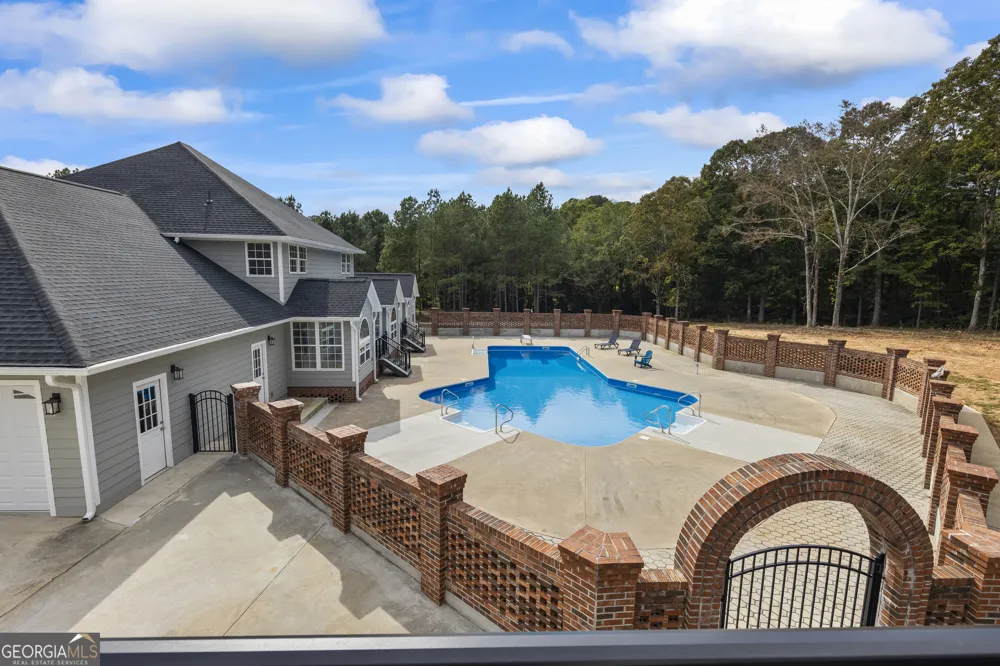 22 Anderson Thomas RD Martin, GA 30557
