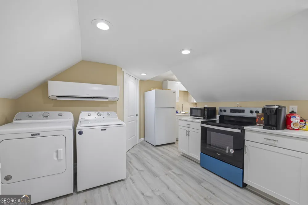 22 Anderson Thomas RD Martin, GA 30557