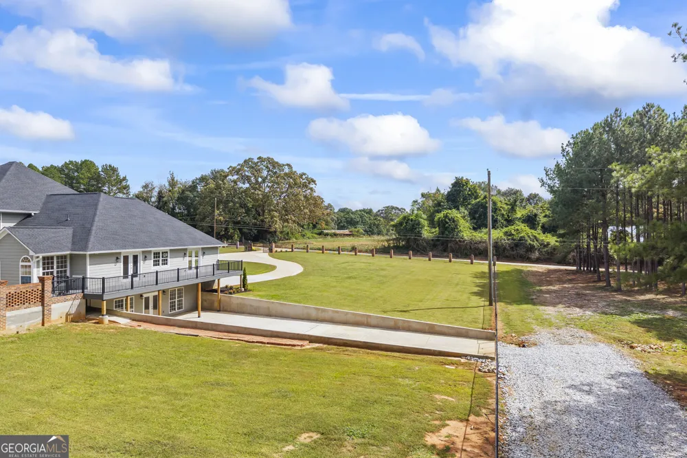 22 Anderson Thomas RD Martin, GA 30557