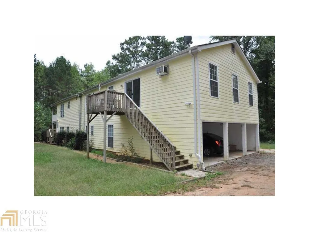 156 Red Bank RD Alpharetta, GA 30004