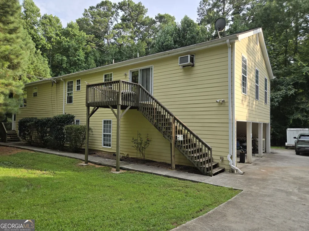 156 Red Bank RD Alpharetta, GA 30004