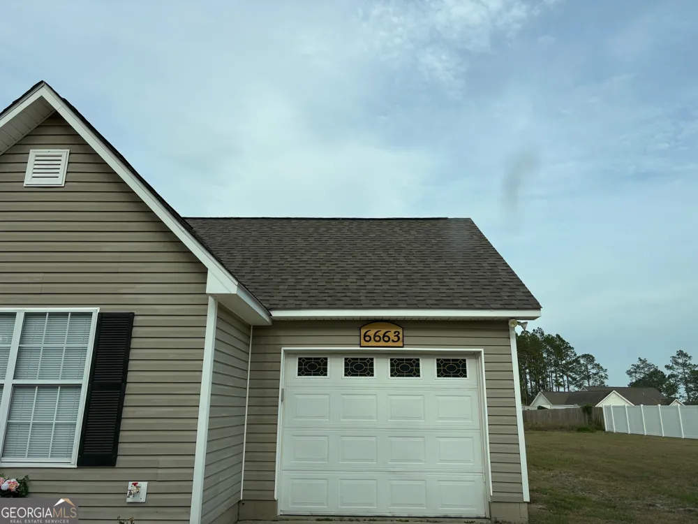6663 Pine Ridge CIR Blackshear, GA 31516