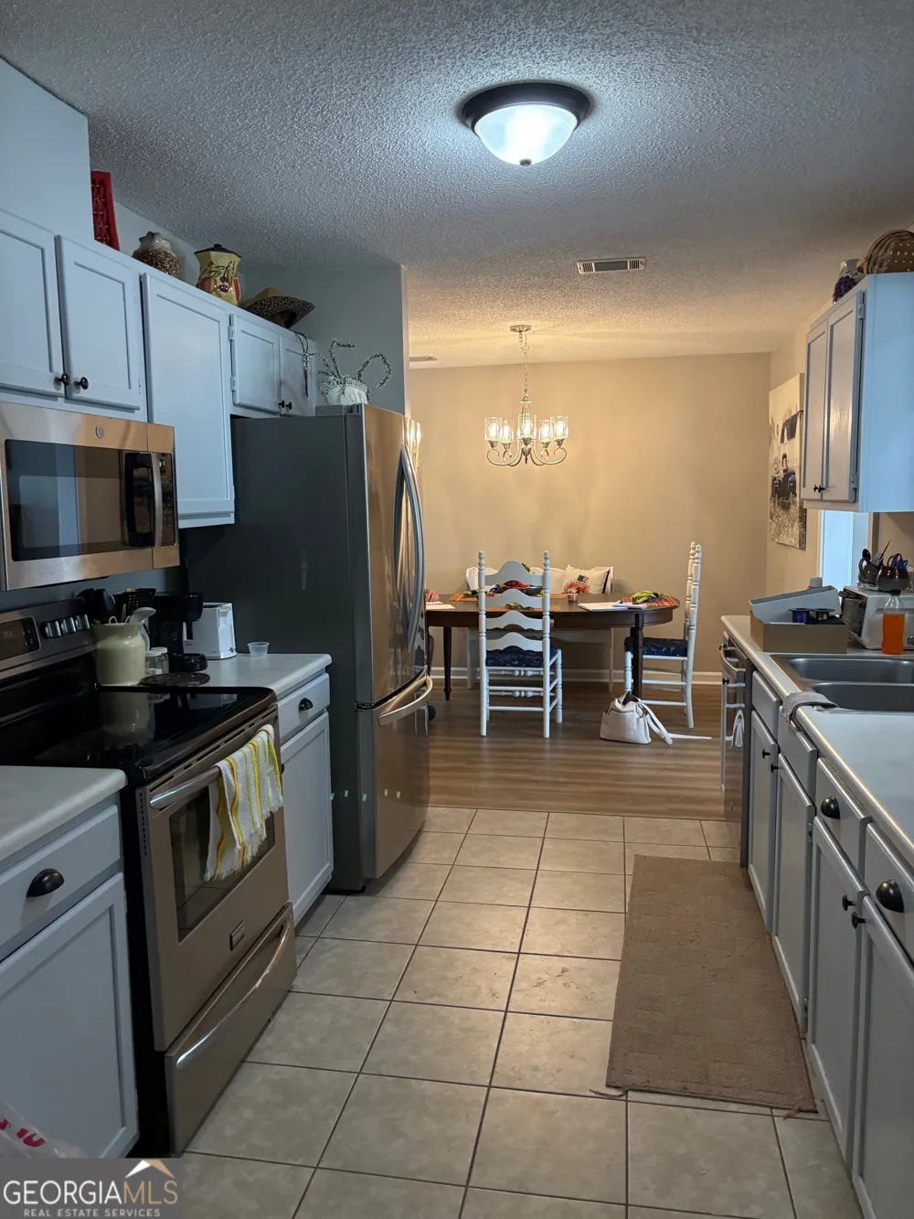 6663 Pine Ridge CIR Blackshear, GA 31516