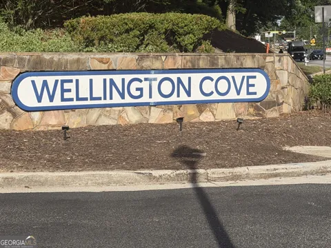 2270 Wellington CIR