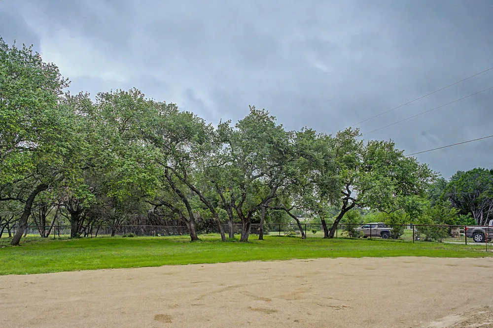 200 E Meadow Lane Wimberley, TX 78676