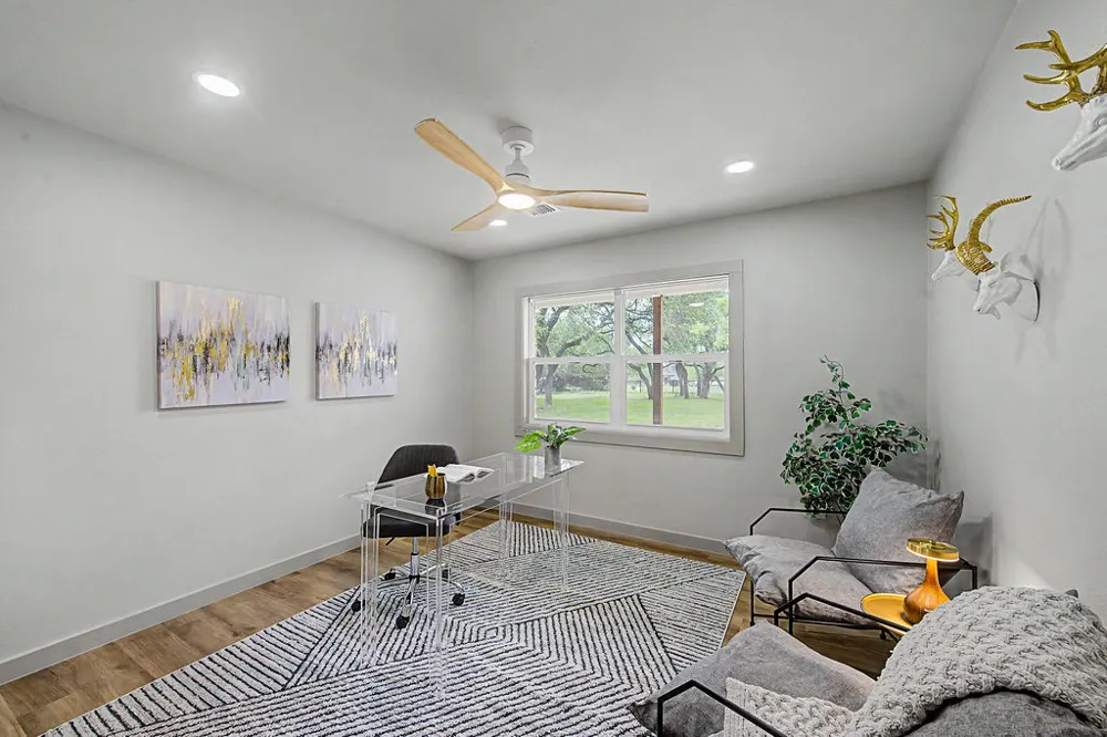 200 E Meadow Lane Wimberley, TX 78676