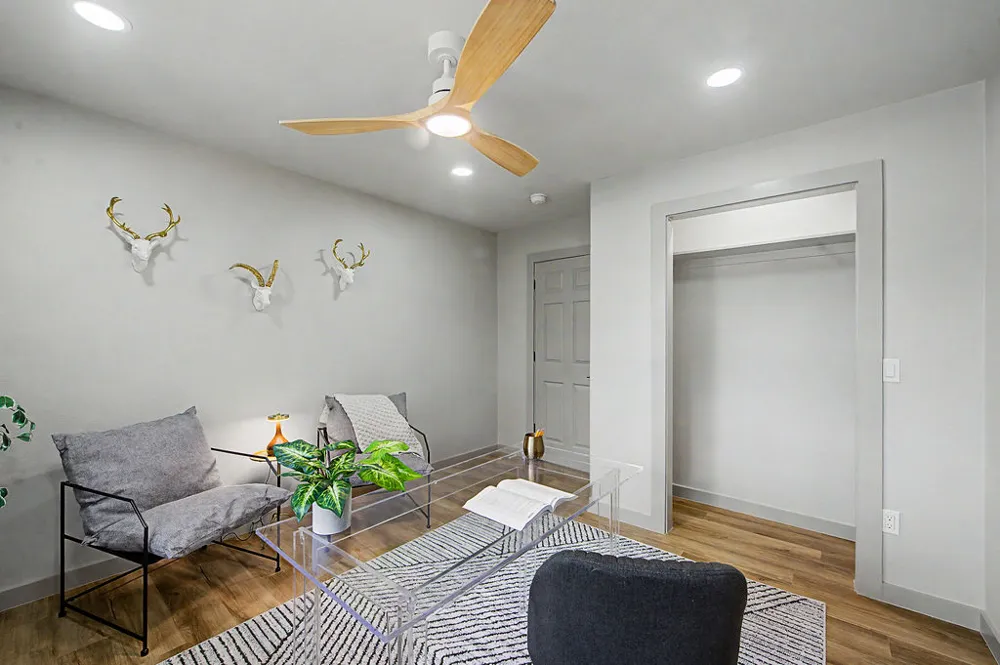 200 E Meadow Lane Wimberley, TX 78676