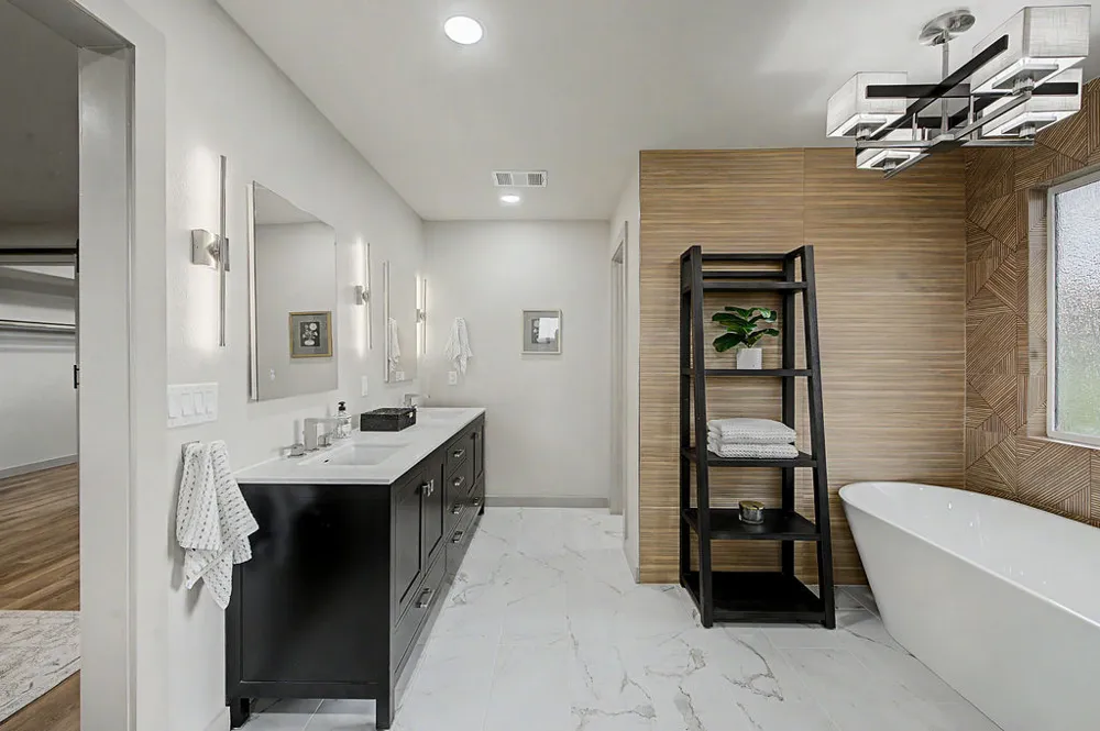 200 E Meadow Lane Wimberley, TX 78676