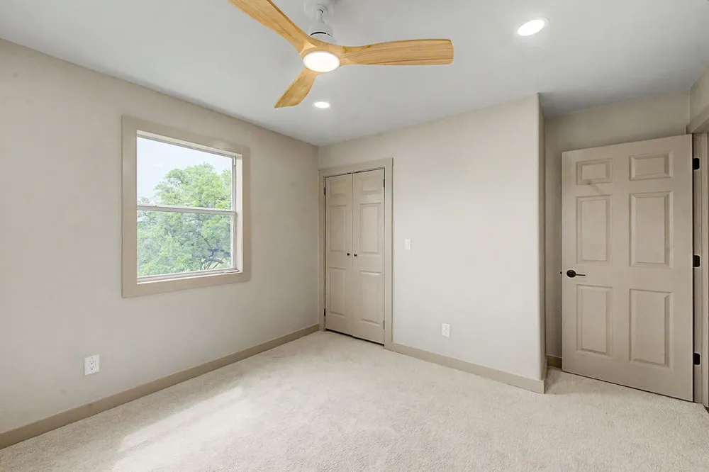 200 E Meadow Lane Wimberley, TX 78676