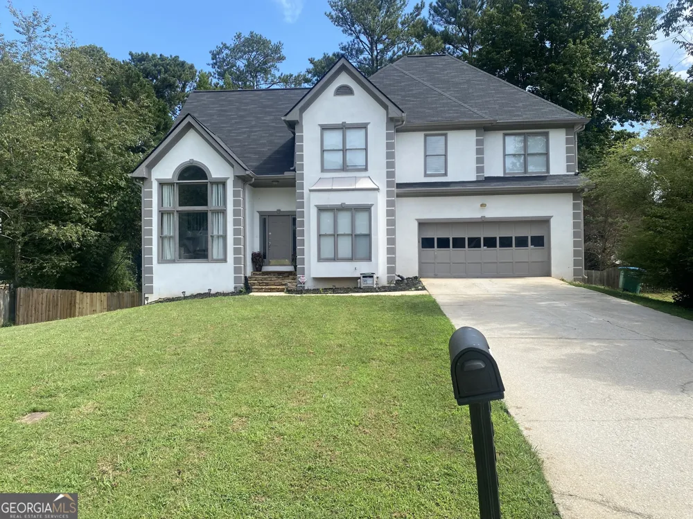 2170 Thorndale DR SW Lilburn, GA 30047